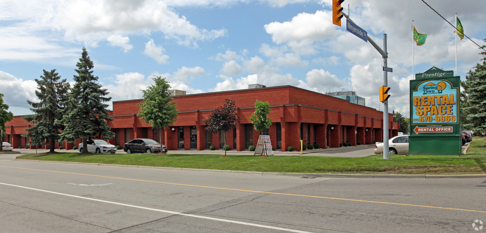 1550 Meyerside Dr, Mississauga, ON à vendre Photo principale- Image 1 de 1