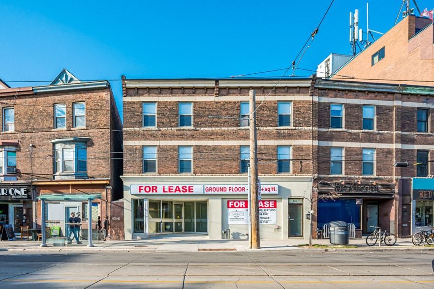 632-634 College St, Toronto, ON à louer - Photo du bâtiment - Image 3 de 3