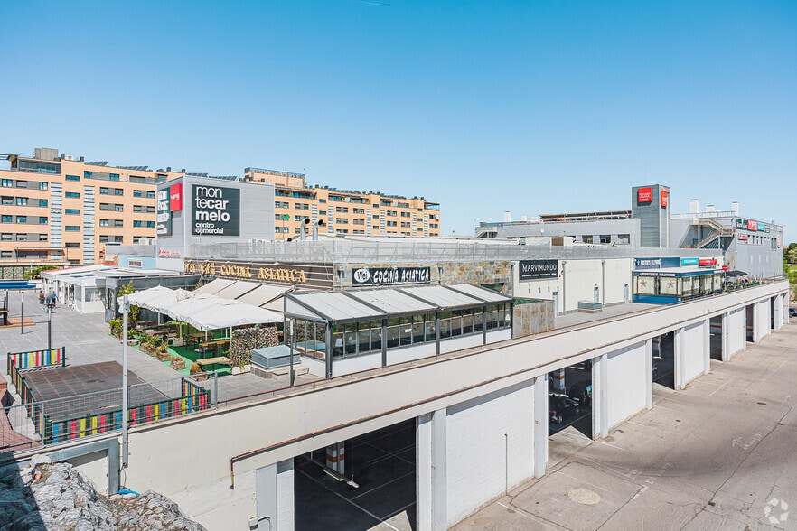 Calle Monasterio de Arlanza, 20, Madrid, Madrid for lease - Building Photo - Image 2 of 3