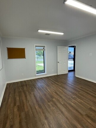 Plus de détails pour 1310 Driftwood Dr, Bossier City, LA - Industriel à louer