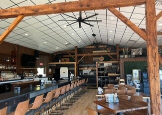 More details for 580 Robinhood Dr, Sherwood, WI - Sports & Entertainment for Sale