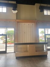 11215-11389 Long Beach Blvd, Lynwood, CA for lease Interior Photo- Image 2 of 7