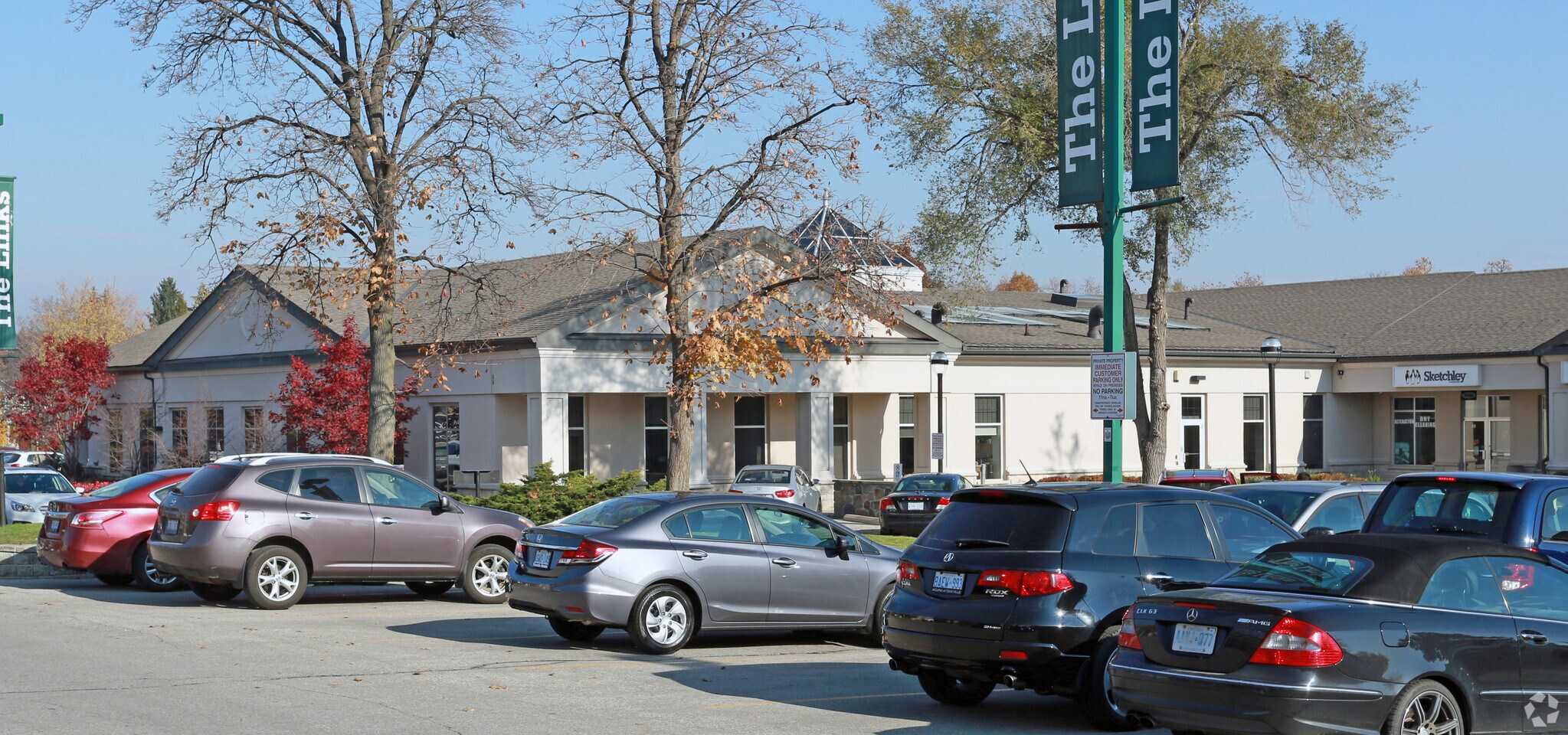 35-53 The Links Rd, Toronto, ON for sale Primary Photo- Image 1 of 1