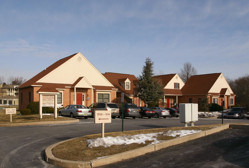 1501-1509 McDaniel Dr, West Chester, PA à louer - Photo du bâtiment - Image 2 de 20