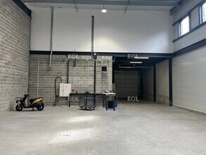 Flex in Cormeilles-en-Parisis for lease Interior Photo- Image 2 of 7