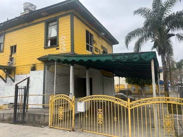 604 E Mission Blvd, Pomona, CA à vendre - Photo du bâtiment - Image 2 de 9