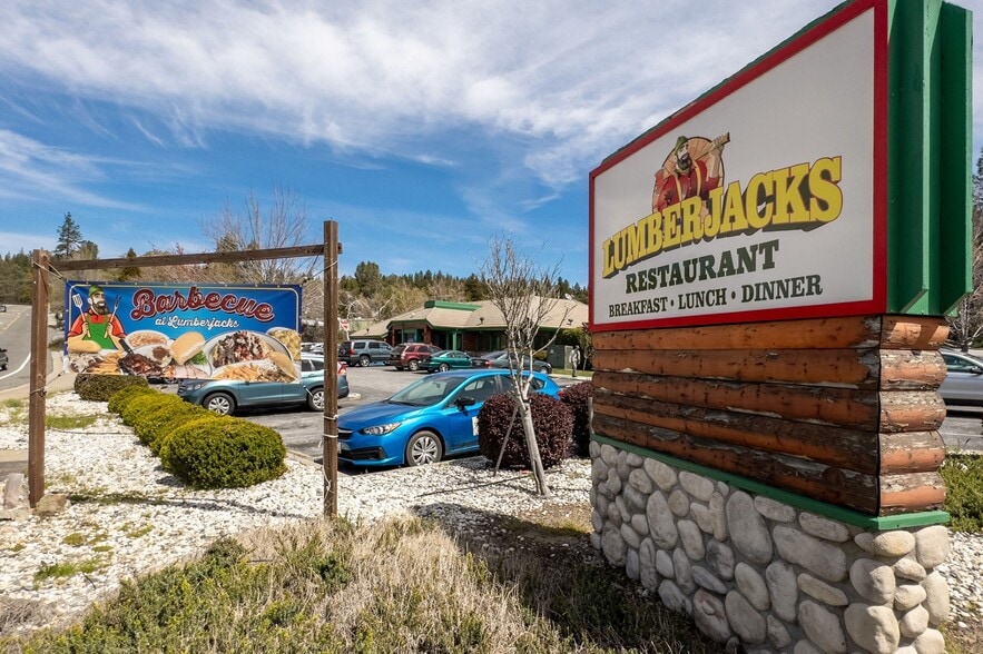 2075 Nevada City Hwy, Grass Valley, CA à vendre - Photo du bâtiment - Image 3 de 3