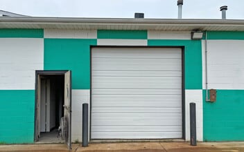 1484-1490 Michigan Rd, Port Huron, MI for lease Interior Photo- Image 2 of 6