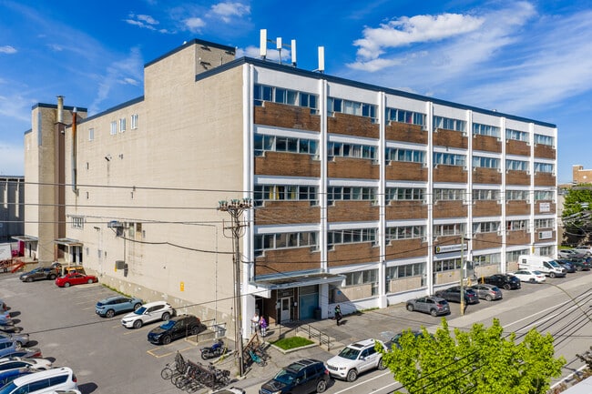More details for 5550 Rue Fullum, Montréal, QC - Office for Lease