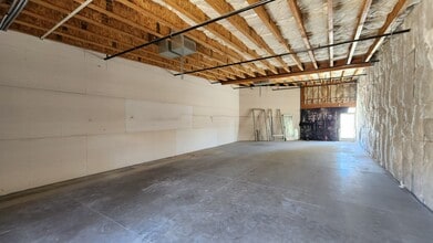 2797 N Lamb Blvd, Las Vegas, NV for lease Interior Photo- Image 2 of 3