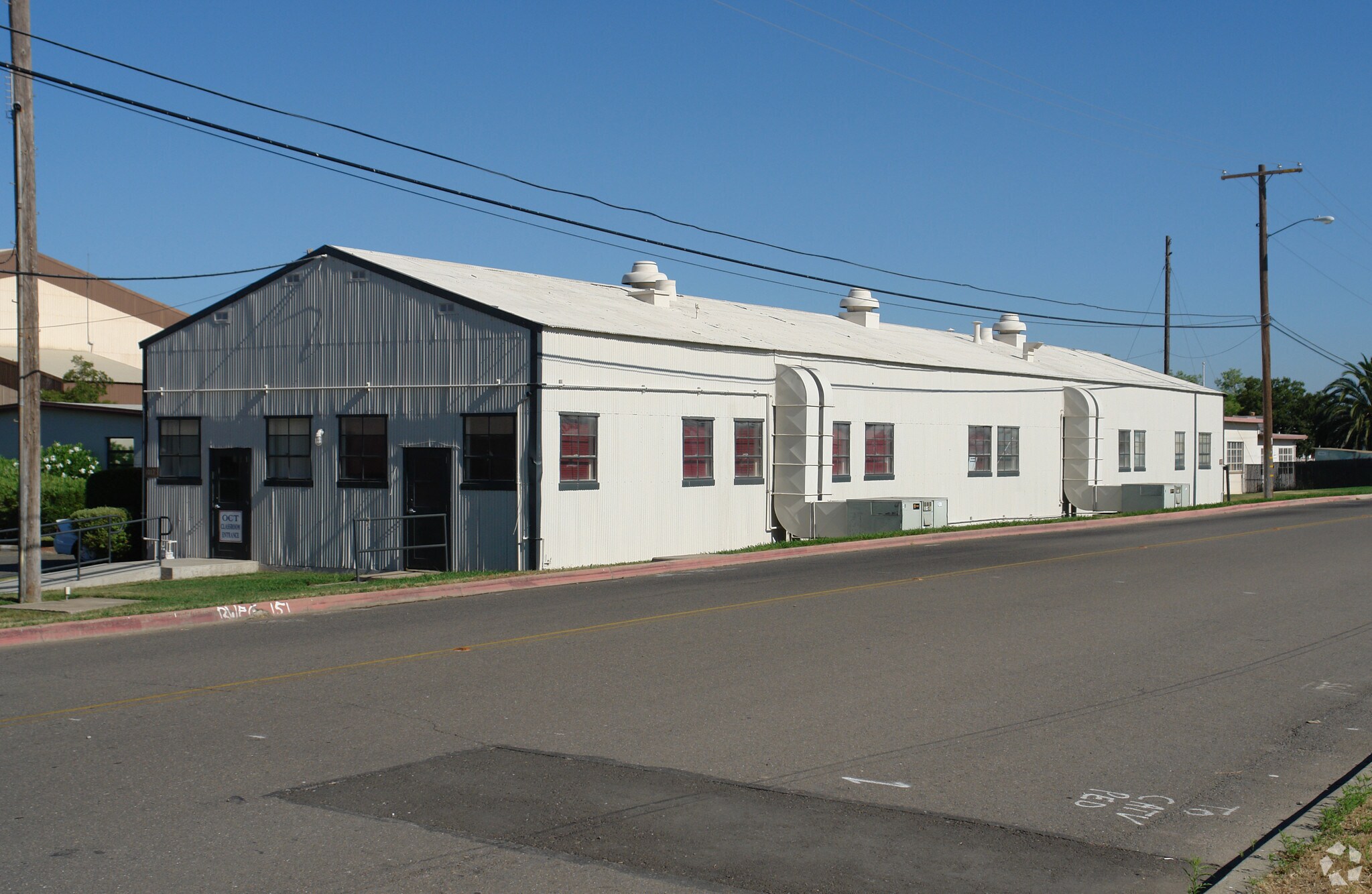 5840 Price Ave, Mcclellan, CA for lease Primary Photo- Image 1 of 4