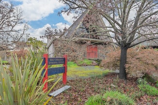 Plus de détails pour 2 Tamalpais Dr, Corte Madera, CA - Bureau à louer