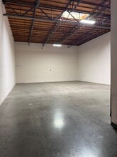 9220-9268 1/2 Hall Rd, Downey, CA for lease Interior Photo- Image 2 of 10