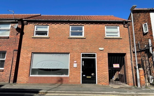 8 Southgate, Hessle for sale Building Photo- Image 1 of 1