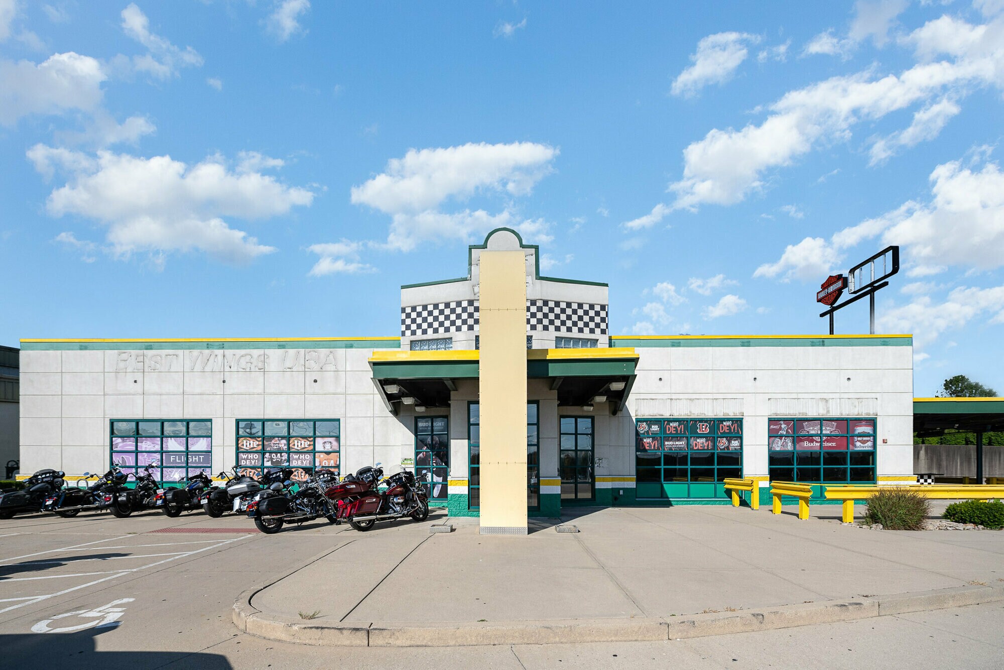 8025 Action Blvd, Florence, KY for lease Building Photo- Image 1 of 7