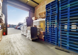 29-39 Pinfold Rd, Leicester for lease Interior Photo- Image 1 of 4