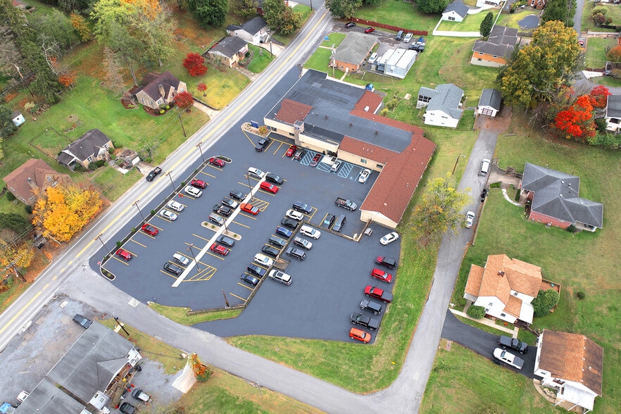 1377 Locust Ave, Fairmont, WV for sale - Building Photo - Image 3 of 6