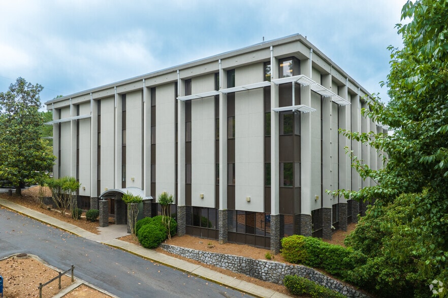 400 Vestavia Pky, Birmingham, AL for lease - Primary Photo - Image 1 of 17