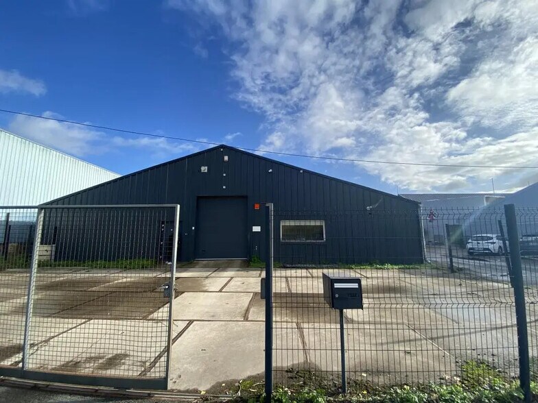 Flex dans Hem à louer - Photo du bâtiment - Image 2 de 7