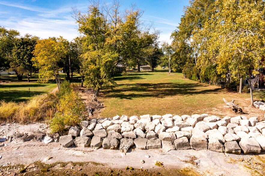 3621 NE Catawba Rd, Port Clinton, OH à vendre - Photo du bâtiment - Image 3 de 39