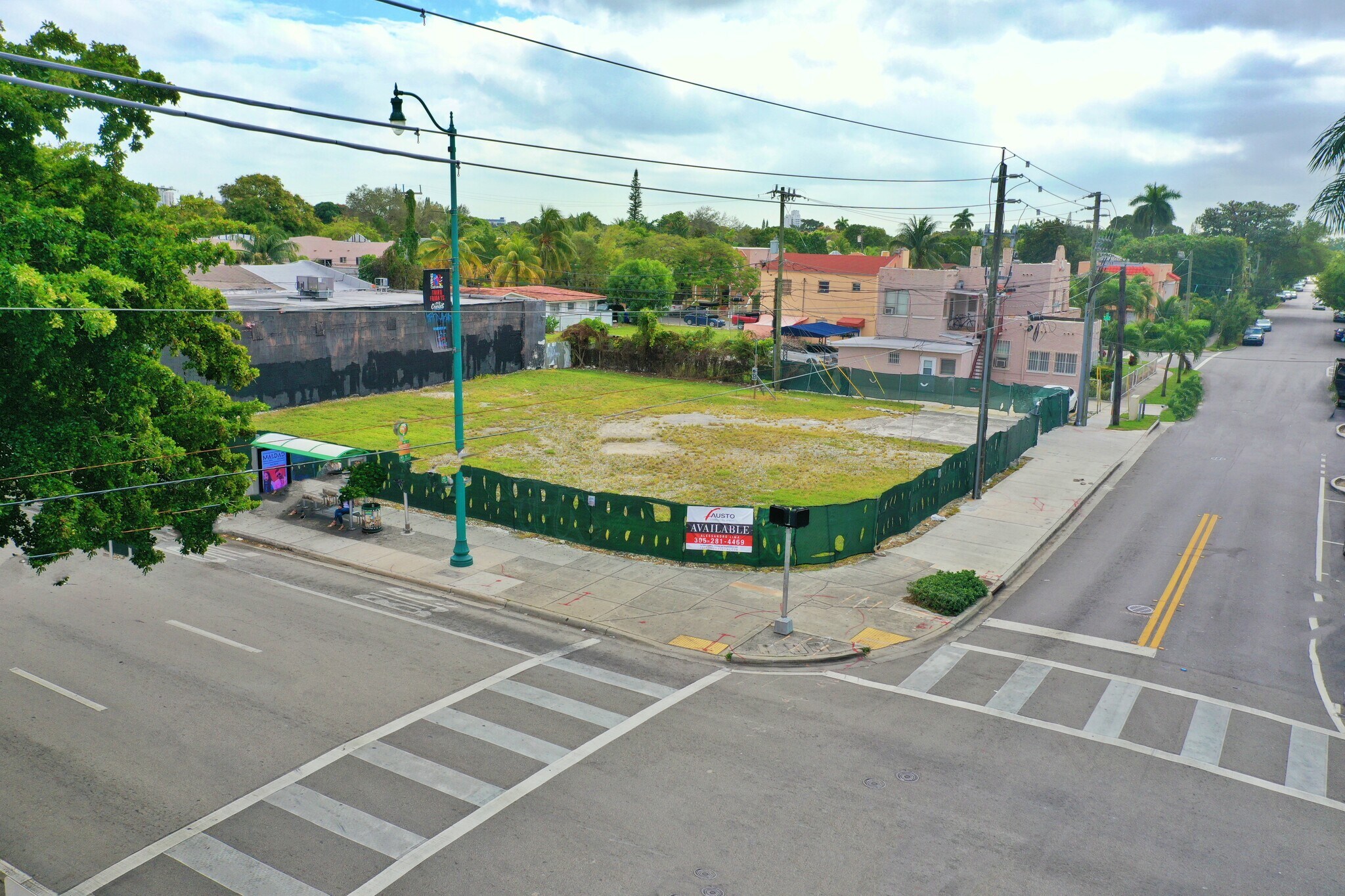1888 SW 8th St, Miami, FL à vendre Photo principale- Image 1 de 20