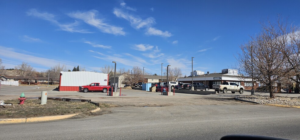 1704 E Richards St, Douglas, WY à vendre - Photo du bâtiment - Image 3 de 13