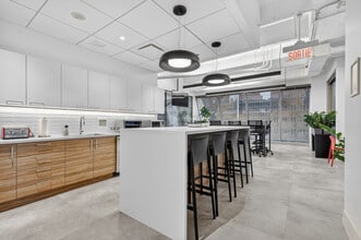 1801 Av McGill College, Montréal, QC for lease Interior Photo- Image 1 of 20