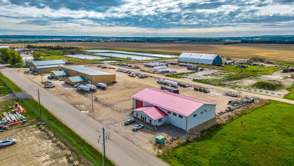 Rimbey Multi-Tenant Investment Sale portfolio of 4 properties for sale on LoopNet.ca - Building Photo - Image 3 of 3