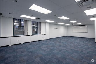 276-288 Rue Saint-Jacques, Montréal, QC for lease Interior Photo- Image 2 of 4