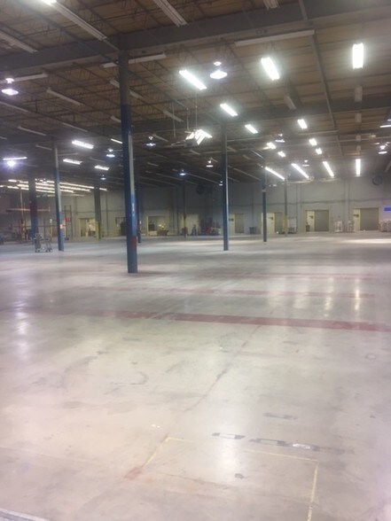 4714 NE 24th Ave, Amarillo, TX for lease - Building Photo - Image 3 of 21