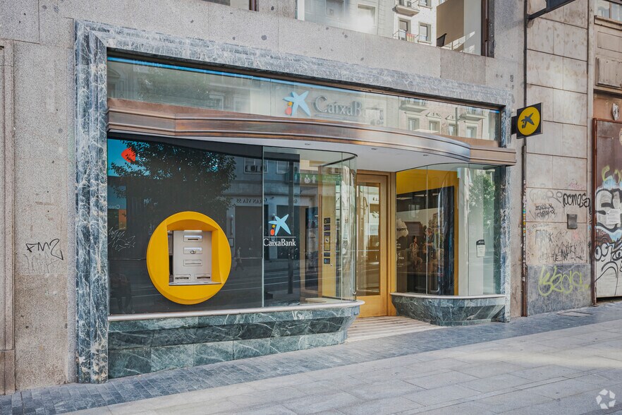 Calle Gran Vía, 62, Madrid, Madrid à louer - Photo du bâtiment - Image 2 de 14