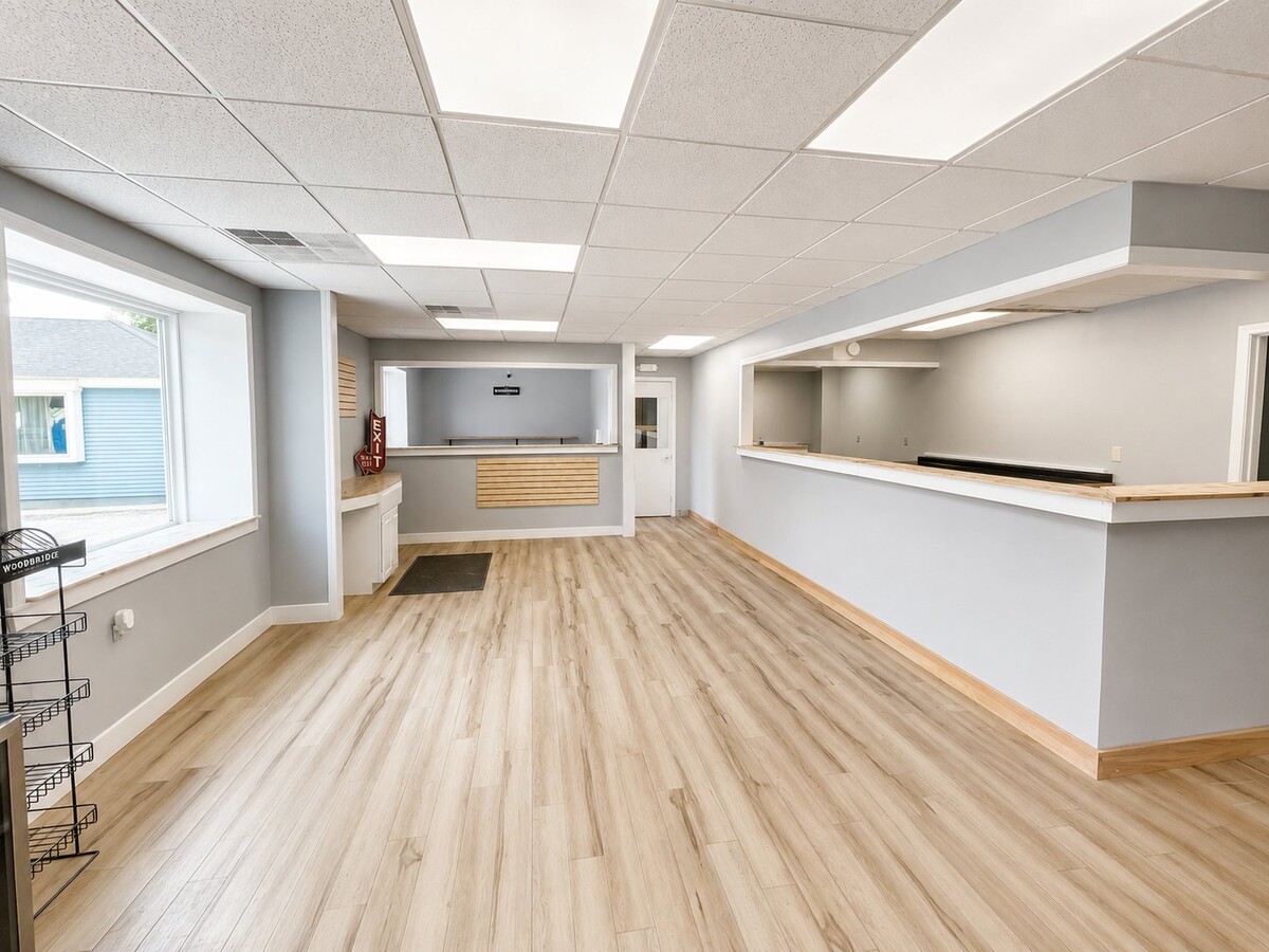 952 Rte 1, Wells, ME 04090 - Unit 14 - - Interior Photo - Image 1 of 7