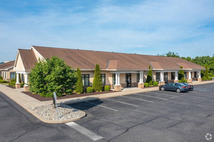 545 Beckett Rd, Logan Township, NJ for lease - Building Photo - Image 3 of 13