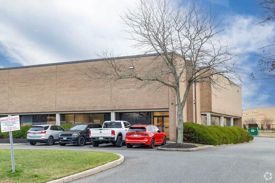 80 Ruland Rd, Melville, NY for lease - Primary Photo - Image 1 of 6