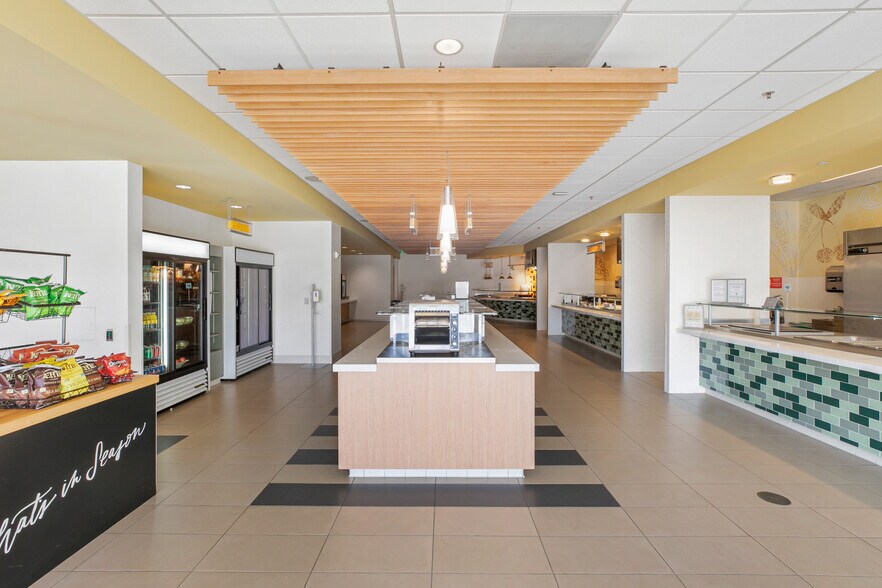 5805 Owens Dr, Pleasanton, CA for lease - Interior Photo - Image 2 of 3