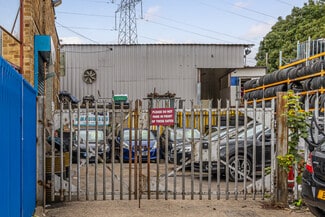Plus de détails pour 10 Wandle Way, Mitcham - Industriel à louer