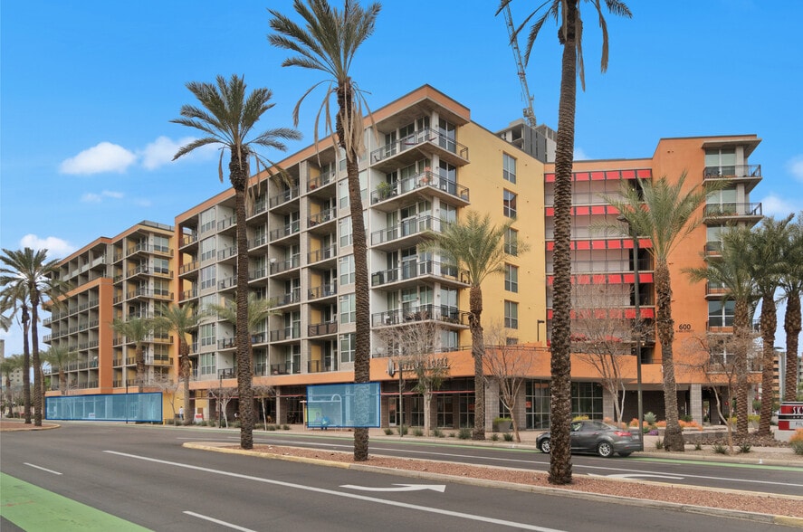 600 N 4th St, Phoenix, AZ à louer - Photo du bâtiment - Image 3 de 21