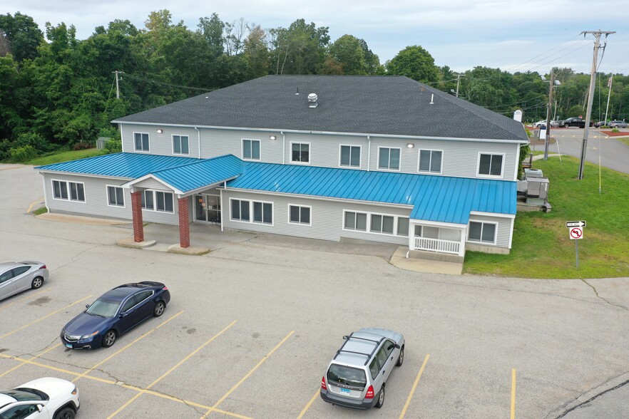 336 Thompson Rd, Webster, MA for lease - Building Photo - Image 1 of 7