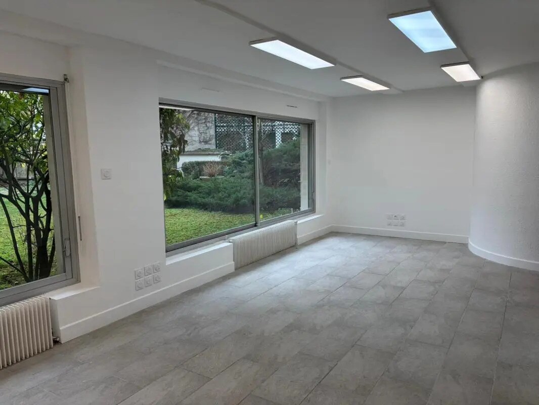 5 Rue Boutard, Neuilly-sur-Seine for lease Building Photo- Image 1 of 9