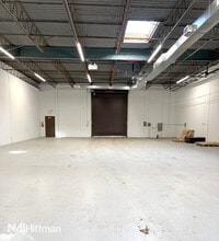 2-44 Plaza Dr, Westmont, IL for lease Interior Photo- Image 2 of 4