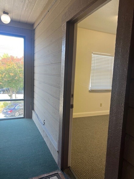 830 School St, Napa, CA for lease - Building Photo - Image 2 of 6