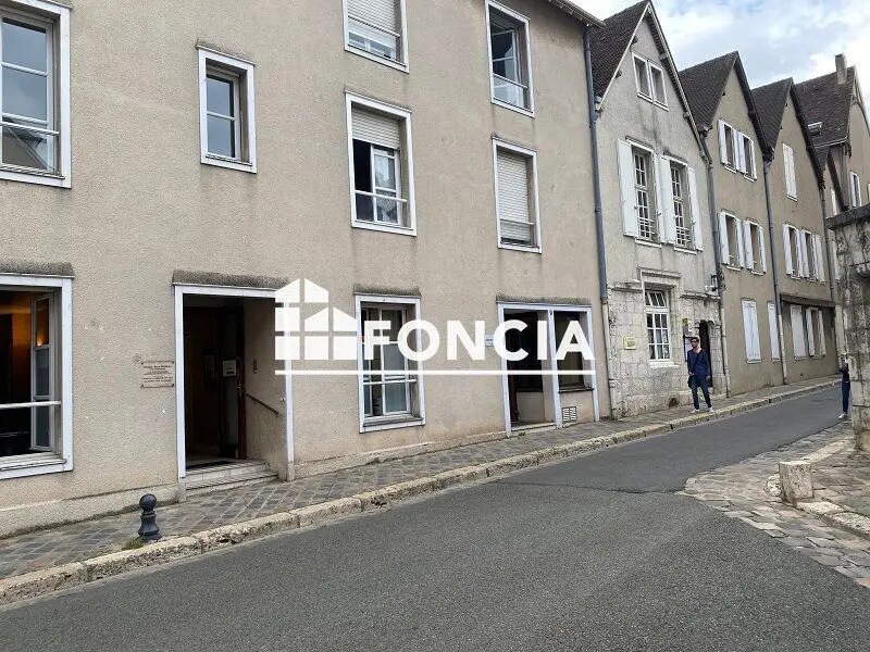 9 Place Jean Moulin, Chartres à louer Photo du bâtiment- Image 1 de 7