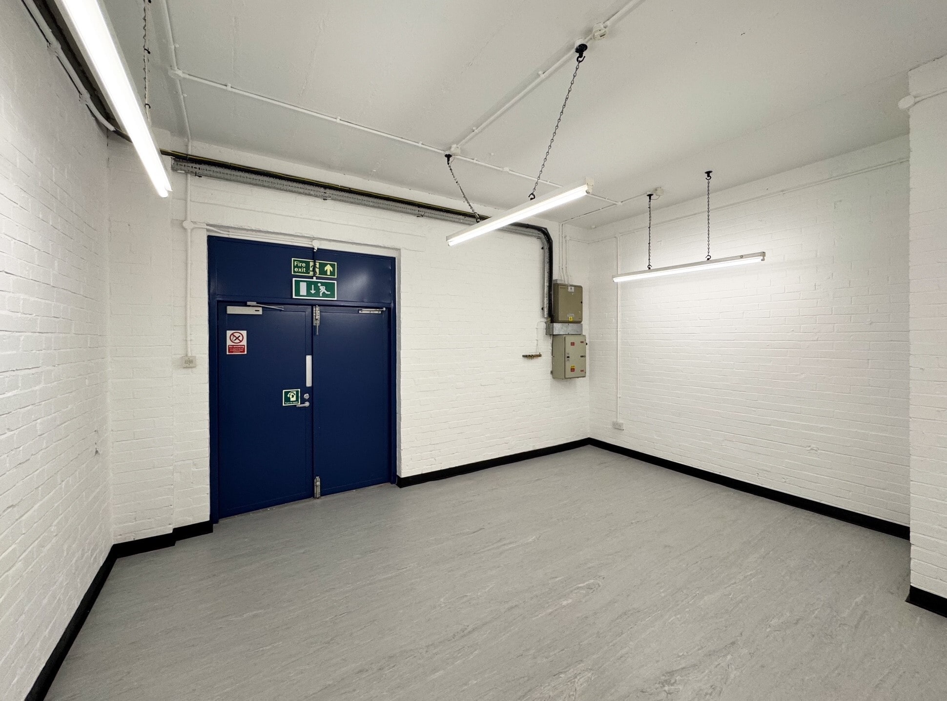 Old Wolverton Rd, Milton Keynes à louer Photo intérieure- Image 1 de 3