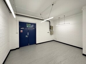 Old Wolverton Rd, Milton Keynes à louer Photo intérieure- Image 1 de 3