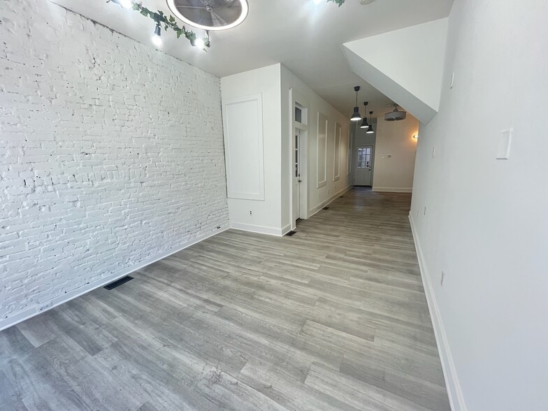 616 S 6th St, Philadelphia, PA for sale - Building Photo - Image 2 of 13