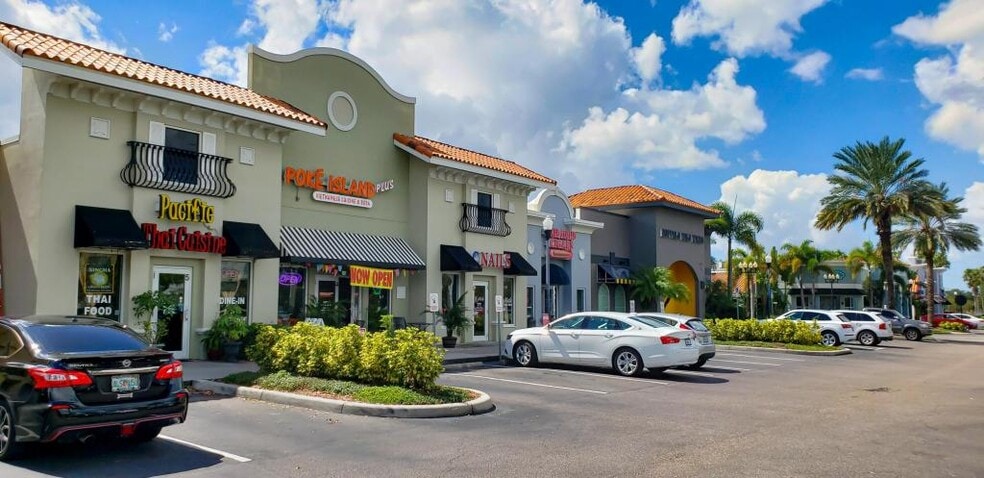 4022-4058 Tampa Rd, Oldsmar, FL for lease - Building Photo - Image 3 of 6