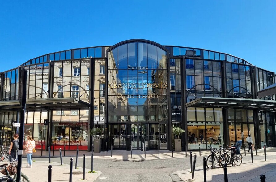 Bureau dans Bordeaux à louer - Photo du bâtiment - Image 2 de 10