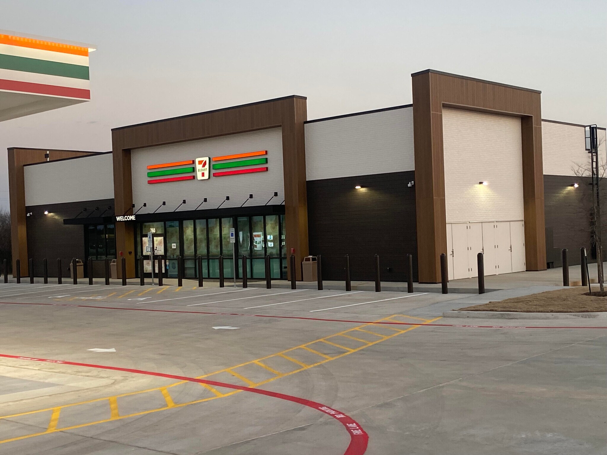 321 E Ovilla Rd, Red Oak, TX à vendre Photo du bâtiment- Image 1 de 18