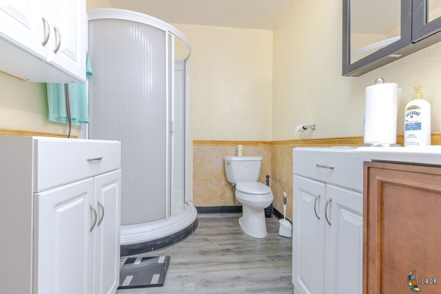 1902 W Euclid Ave, El Centro, CA à vendre - Photo du bâtiment - Image 2 de 29