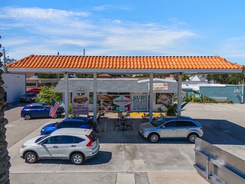 200 S Tamiami Trl S, Venice, FL for sale - Building Photo - Image 2 of 9